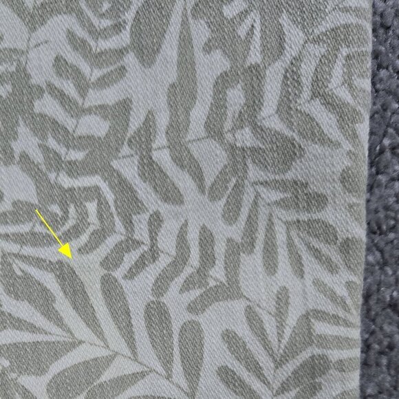 Soft Surroundings Cream Leaf Print Pull On Cropped Pants Tummy Control Stretch - Picture 12 of 12